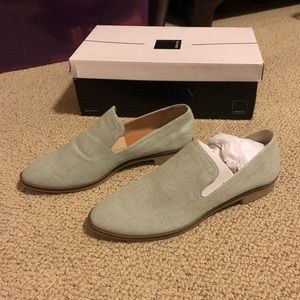 DOLCE VITA “Carla” LIGHT BLUE DENIM 6.5 US